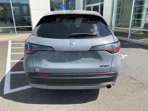 Urban Gray Pearl 2025 Honda HR-V Sport