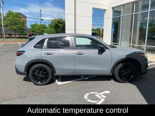 Urban Gray Pearl 2025 Honda HR-V Sport
