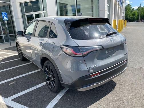 Urban Gray Pearl 2025 Honda HR-V Sport