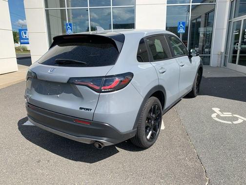 Urban Gray Pearl 2025 Honda HR-V Sport