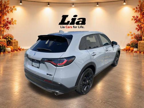 Urban Gray Pearl 2025 Honda HR-V Sport