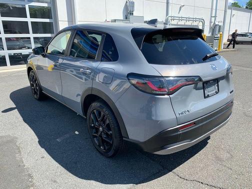 Urban Gray Pearl 2025 Honda HR-V Sport