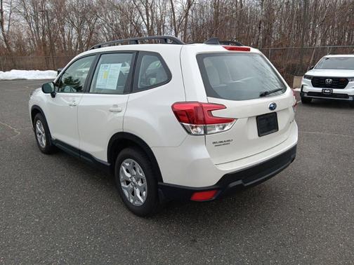 2024 Subaru Forester Base (CVT)