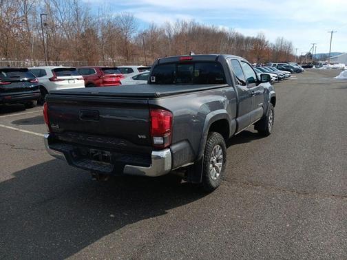 2018 Toyota Tacoma SR5