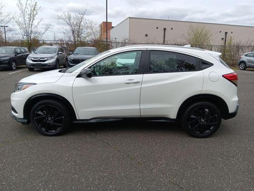 Platinum White Pearl 2022 Honda HR-V Sport
