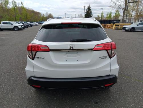 Platinum White Pearl 2022 Honda HR-V Sport