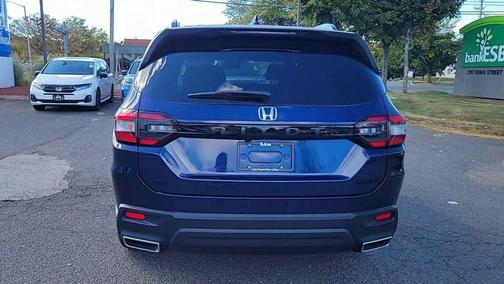 2025 Honda Pilot Sport
