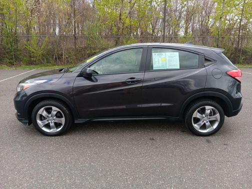 Mulberry Metallic 2017 Honda HR-V LX