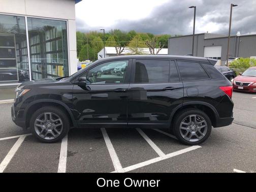 Crystal Black Pearl 2023 Honda Passport EX-L