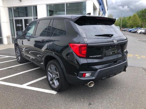 Crystal Black Pearl 2023 Honda Passport EX-L