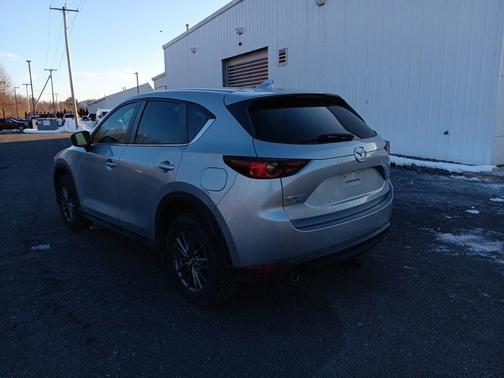 2017 Mazda CX-5 Sport