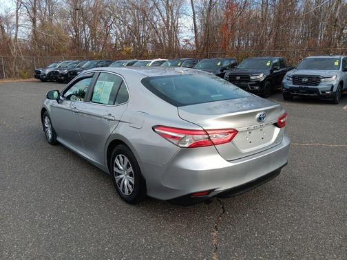 2018 Toyota Camry Hybrid LE
