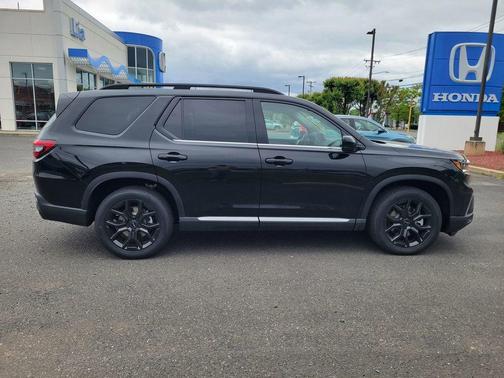 2025 Honda Pilot Touring