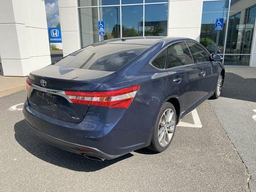 Parisian Night Pearl 2015 Toyota Avalon XLE Touring