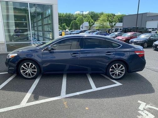 Parisian Night Pearl 2015 Toyota Avalon XLE Touring