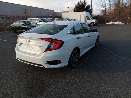 2019 Honda Civic Touring