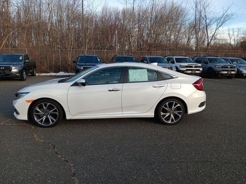 2019 Honda Civic Touring