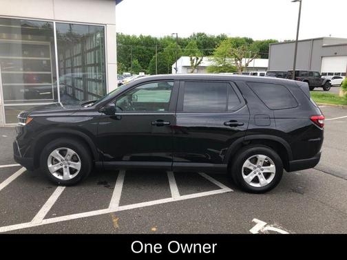 Crystal Black 2023 Honda Pilot LX