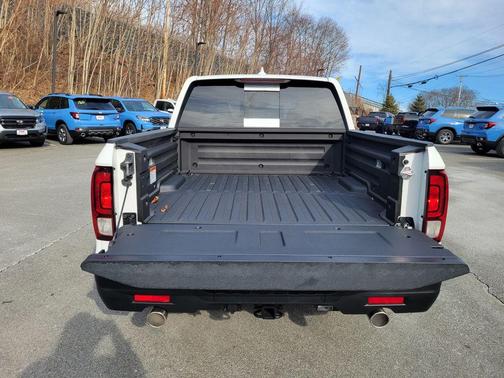 Platinum White Pearl 2026 Honda Ridgeline RTL