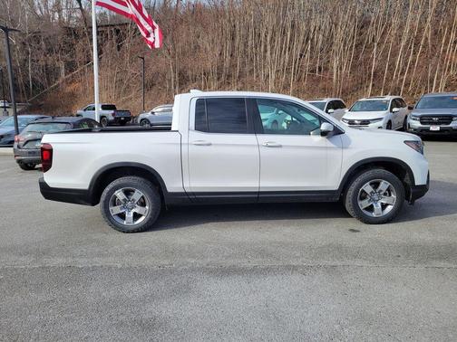 Platinum White Pearl 2026 Honda Ridgeline RTL