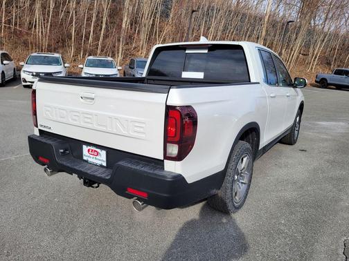 Platinum White Pearl 2026 Honda Ridgeline RTL