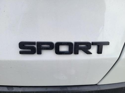 Platinum White Pearl 2026 Honda HR-V Sport