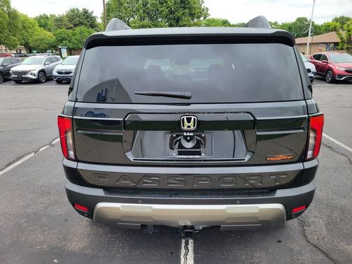 Crystal Black 2026 Honda Passport TrailSport