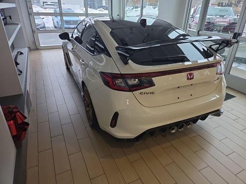 2024 Honda Civic Type R Base