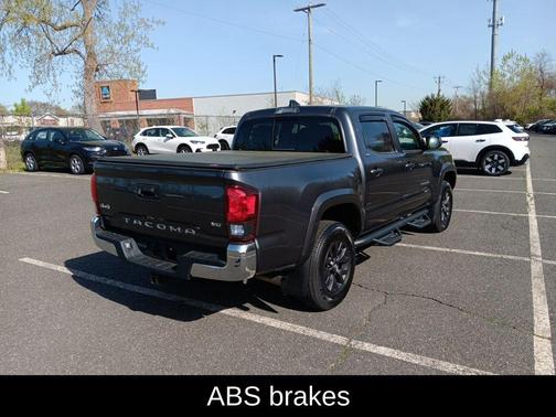 2022 Toyota Tacoma SR5