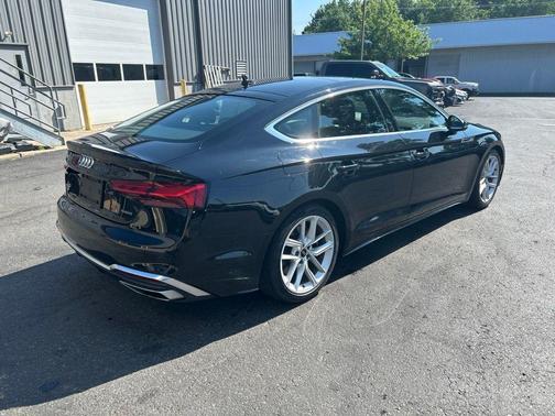 Mythos Black Metallic 2024 Audi A5 Sportback 45 S line quattro Premium