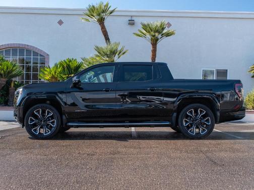 Onyx Black 2025 GMC Sierra EV Denali