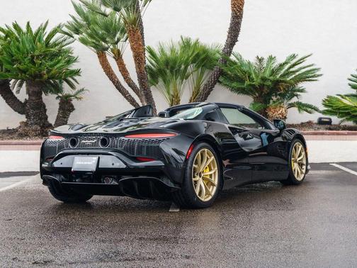 Onyx Black 2026 McLaren Artura Performance