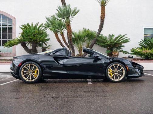 Onyx Black 2026 McLaren Artura Performance