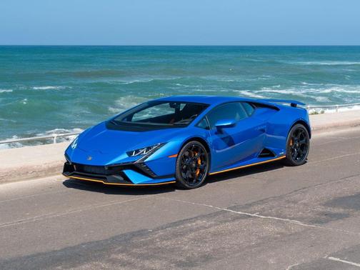 Blu Eleos Metallic 2023 Lamborghini Huracan Tecnica Base