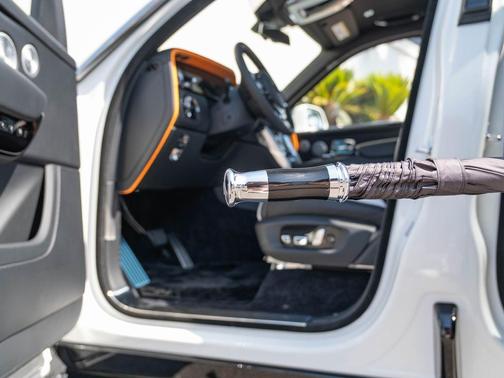 English White 2026 Rolls-Royce Cullinan