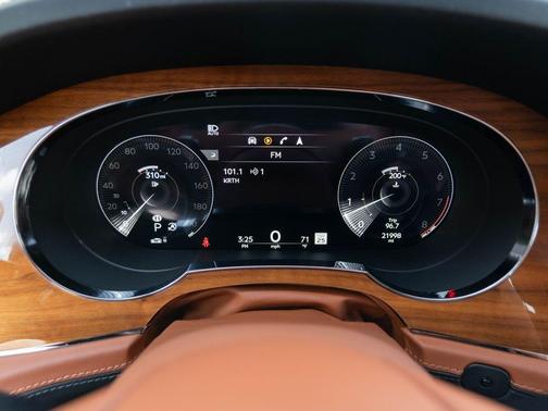 Beluga Black 2023 Bentley Bentayga