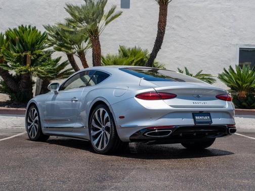 Moon 2026 Bentley Continental GT