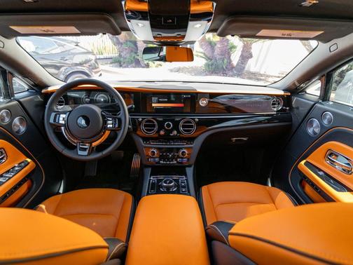 Tempest Gray 2024 Rolls-Royce Spectre