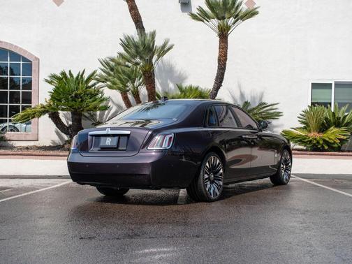 Belladonna Purple 2026 Rolls-Royce Ghost