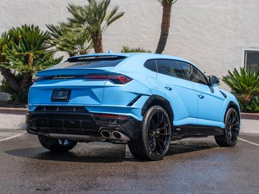Blu Cepheus Metallic 2024 Lamborghini Urus S