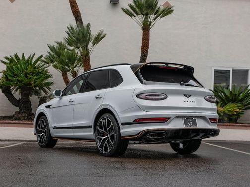 Ice 2026 Bentley Bentayga Speed