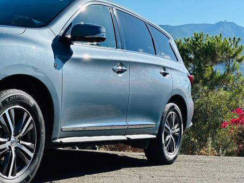 2019 INFINITI QX60 Pure