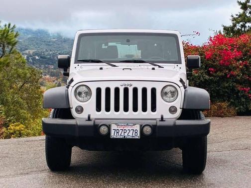 2016 Jeep Wrangler Sport