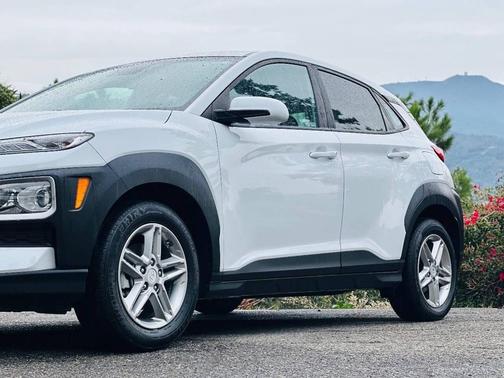 2020 Hyundai KONA SE