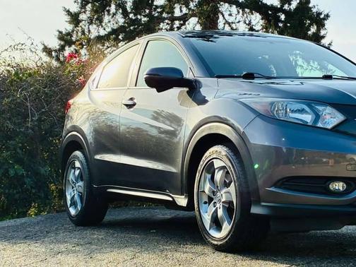 2017 Honda HR-V EX
