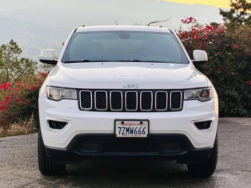 2018 Jeep Grand Cherokee Laredo E