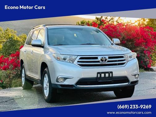 2012 Toyota Highlander SE