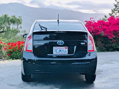 2014 Toyota Prius Two