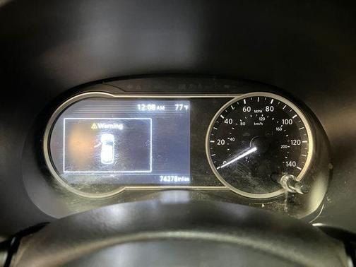 2019 Nissan Kicks SR