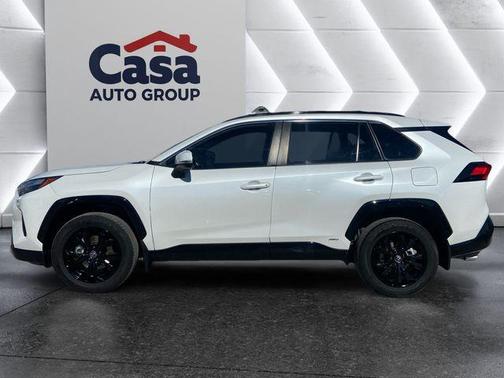 2023 Toyota RAV4 Hybrid SE